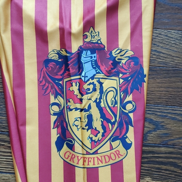 BlackMilk Small HP Griffindor Leggings - Picture 2 of 3